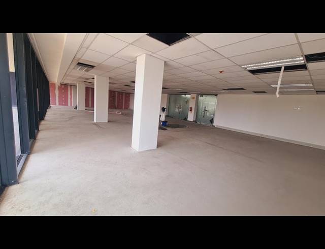 BUSINESS PROPERTY TO RENT IN MENLYN